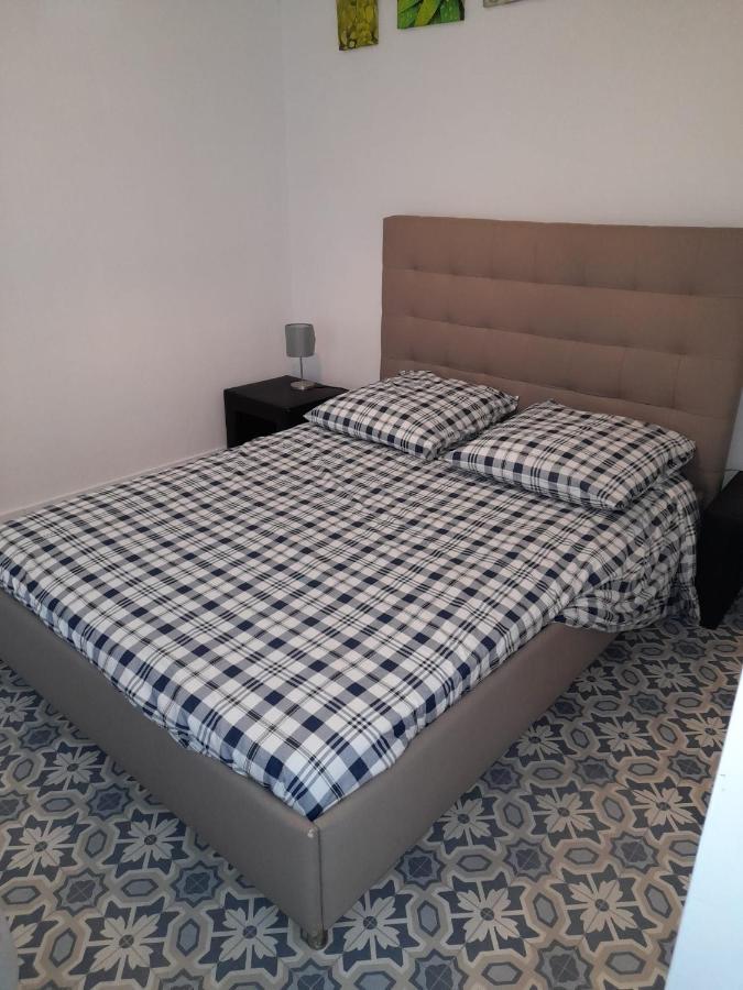 Appartement Cosy Et Lumineux Tours Kültér fotó